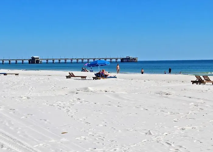 Whaler 2a By Youngs Suncoast Apartment