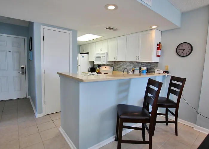 Apartment Whaler 2a By Youngs Suncoast