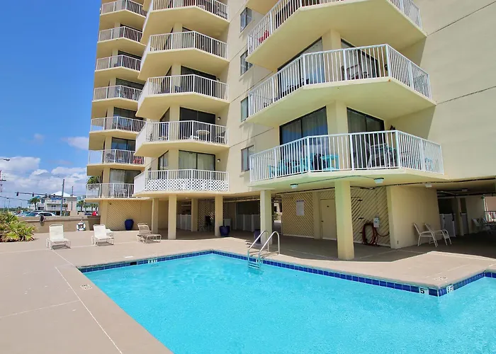 Apartment Whaler 2a By Youngs Suncoast