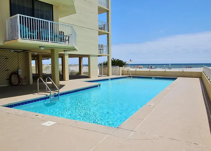 Apartment Whaler 2a By Youngs Suncoast